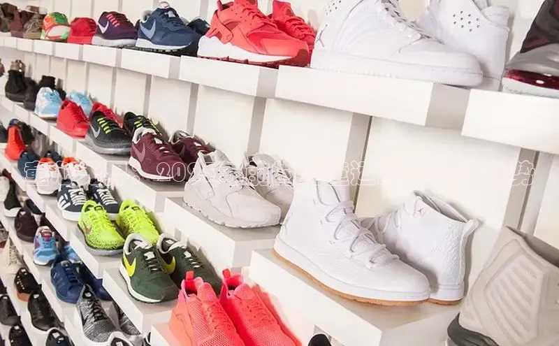 童心无界：2025年前的儿童运动鞋设计趋势