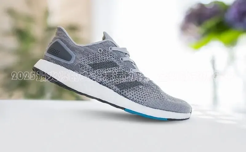 2025最火爆的女士凉运动鞋：全新款式热销中